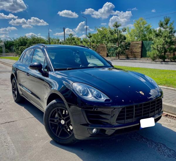 Porsche Macan 