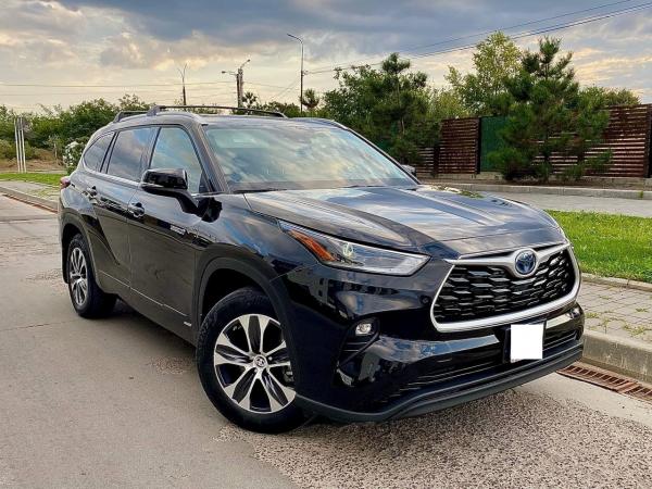 Toyota Highlander 8 Locuri