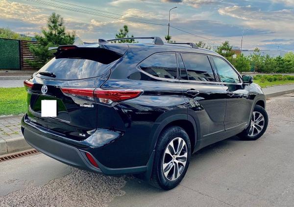 Toyota Highlander 8 Locuri