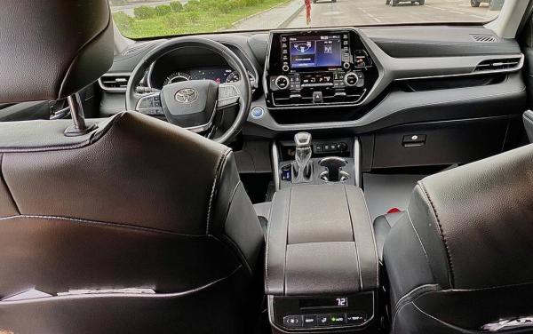 Toyota Highlander 8 Locuri