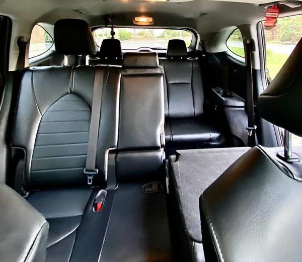 Toyota Highlander 8 Locuri